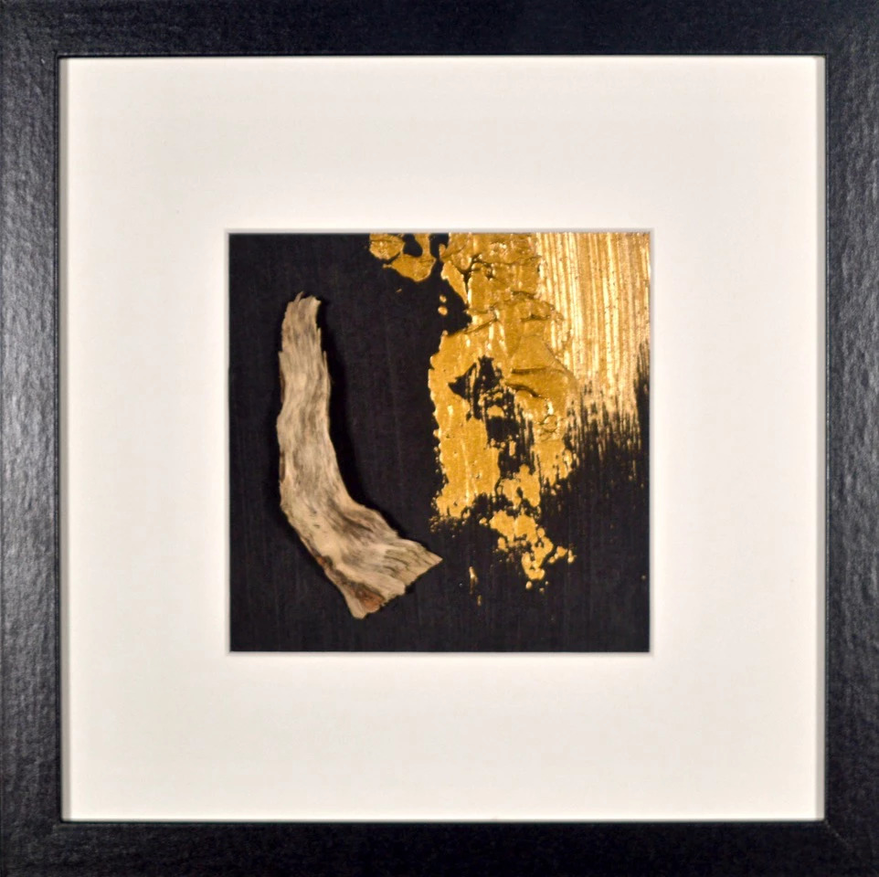 NAUFRAGI#5 -Beached wood and acrylic diluted with sea water, 25x25cm with passepartout frame - AVAILABLE